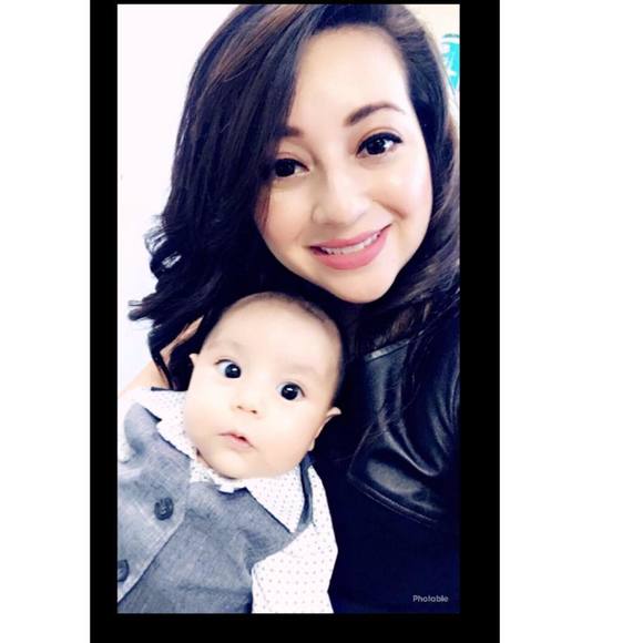 Meet your Posher, Lorena - Picture 1 of 1